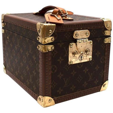 lv vanity trunk|louis vuitton trunk auction.